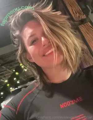 Eva Angelina / evaangelina.official nude photo #0193