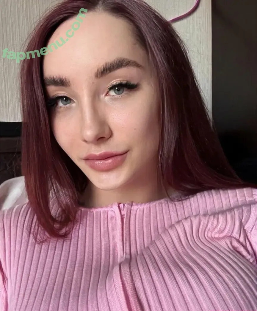 Eva Borisova nude photo #0034 (Eva_Borisova / groobytgirl)