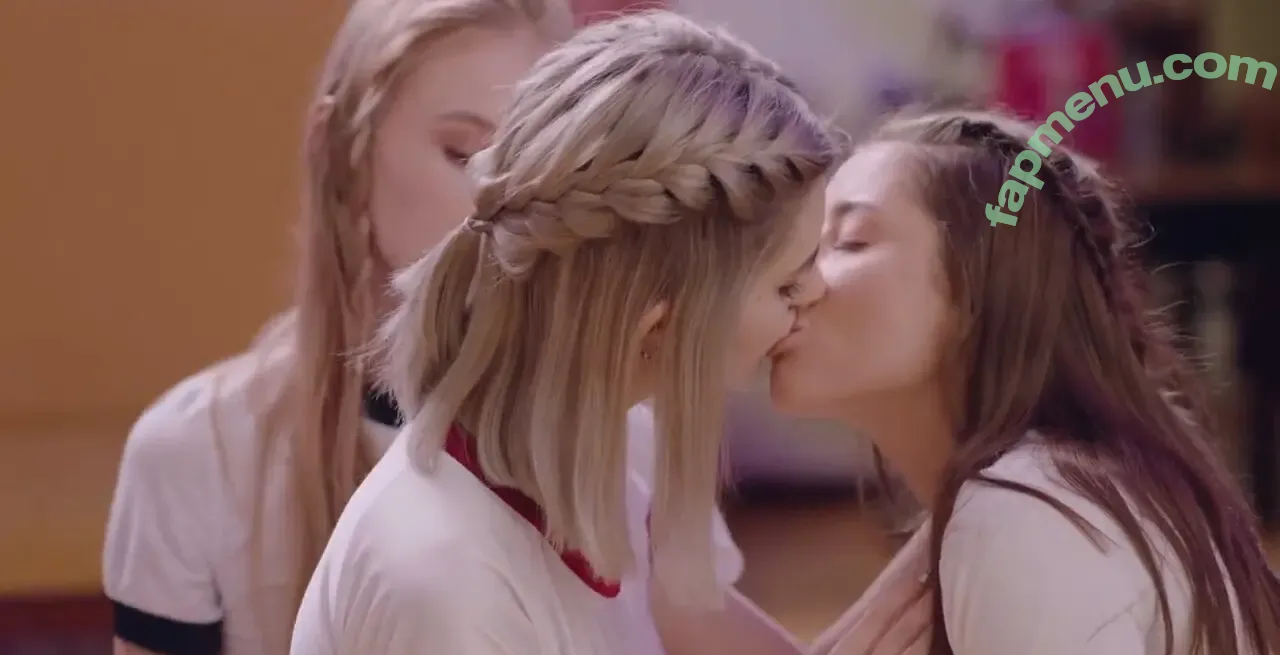 Eva Elfie nude photo #0540 (EvaElfie / evaelfie_life / theevaelfie)