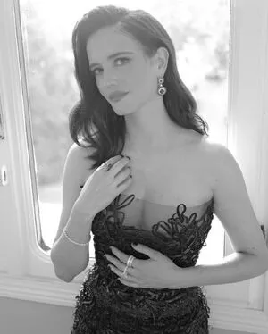 Eva Green / EvaGreenWeb nude photo #0626