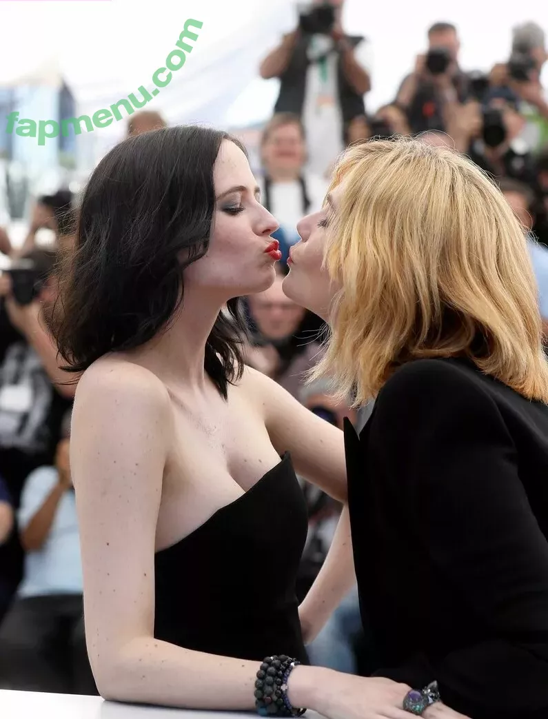 Eva Green nude photo #0040 (EvaGreenWeb / eva_green)