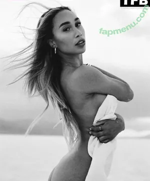 Eva Gutowski / MyLifeAsEva nude photo #0035