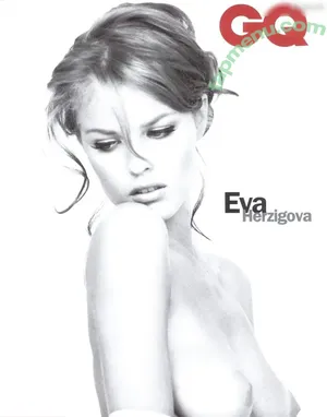 Eva Herzigová / evaherzigova nude photo #0028