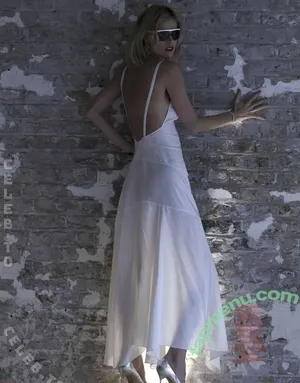 Eva Herzigová / EvaHerzigova.Fr / evaherzigova nude photo #0226