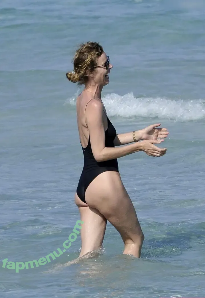 Eva Herzigová nude photo #0121 (evaherzigova)