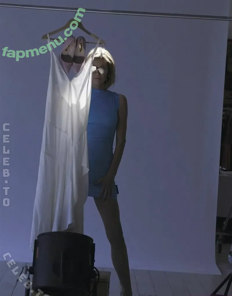 Eva Herzigová nude photo #0223 (EvaHerzigova.Fr / evaherzigova)