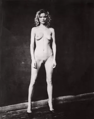 Eva Herzigova / evaherzigova nude photo #0040