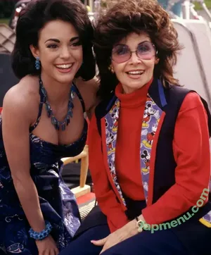 Eva LaRue / evalarue nude photo #0130