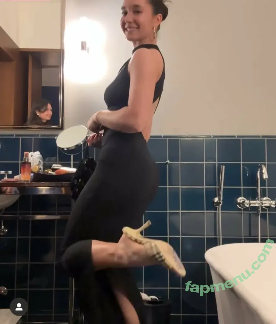 Eva Lys nude photo #0235 (eva.lys / evazolia)