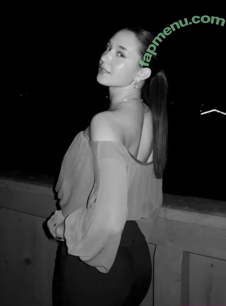 Eva Lys nude photo #0261 (eva.lys / evazolia)