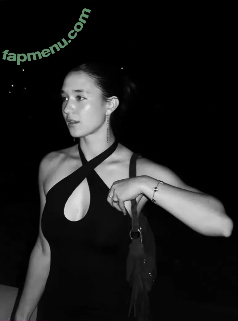 Eva Lys nude photo #0263 (eva.lys / evazolia)