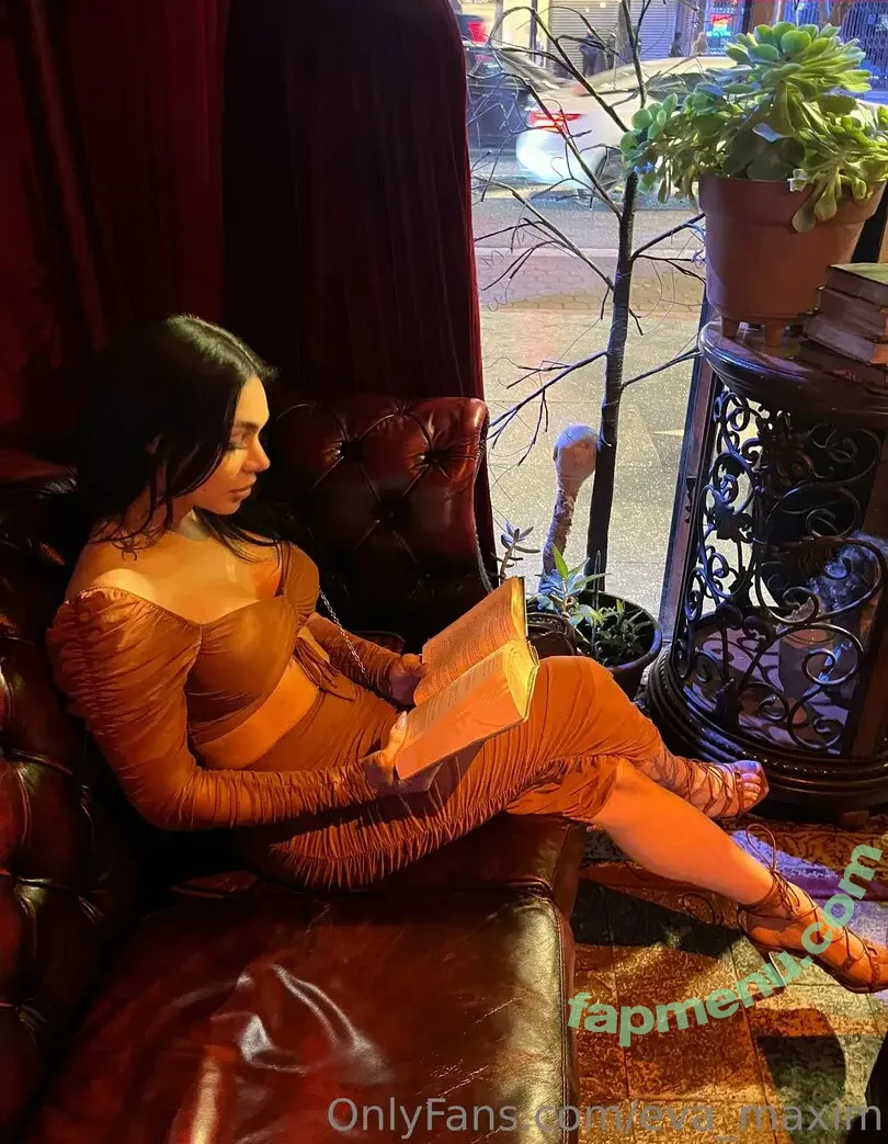 Eva Maxim nude photo #0403 (Eva_Maxim / eva_maxim_theangel)