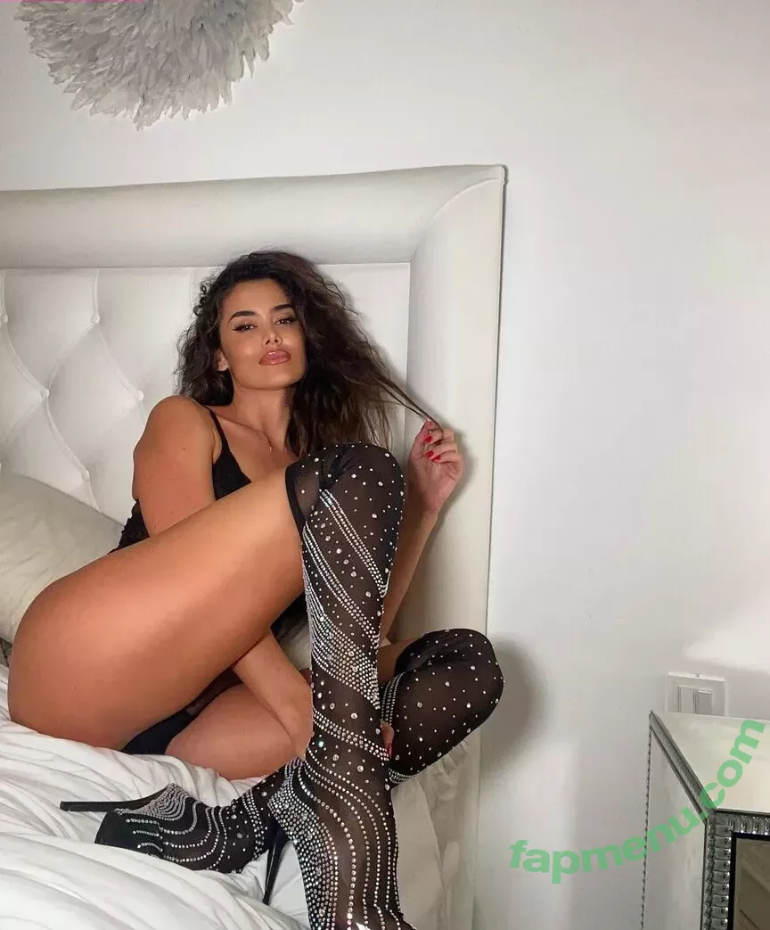 Eva Padlock nude photo #0901 (_evapadlock__ / evapadlock / evarichclub / padlockeva)