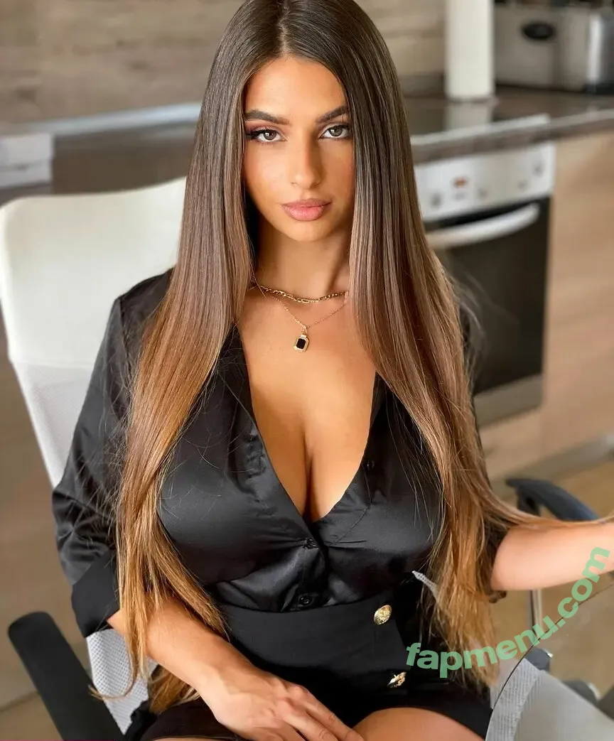 Eva Savagiou nude photo #0024 (evasavagiou / officialevasavagiou)