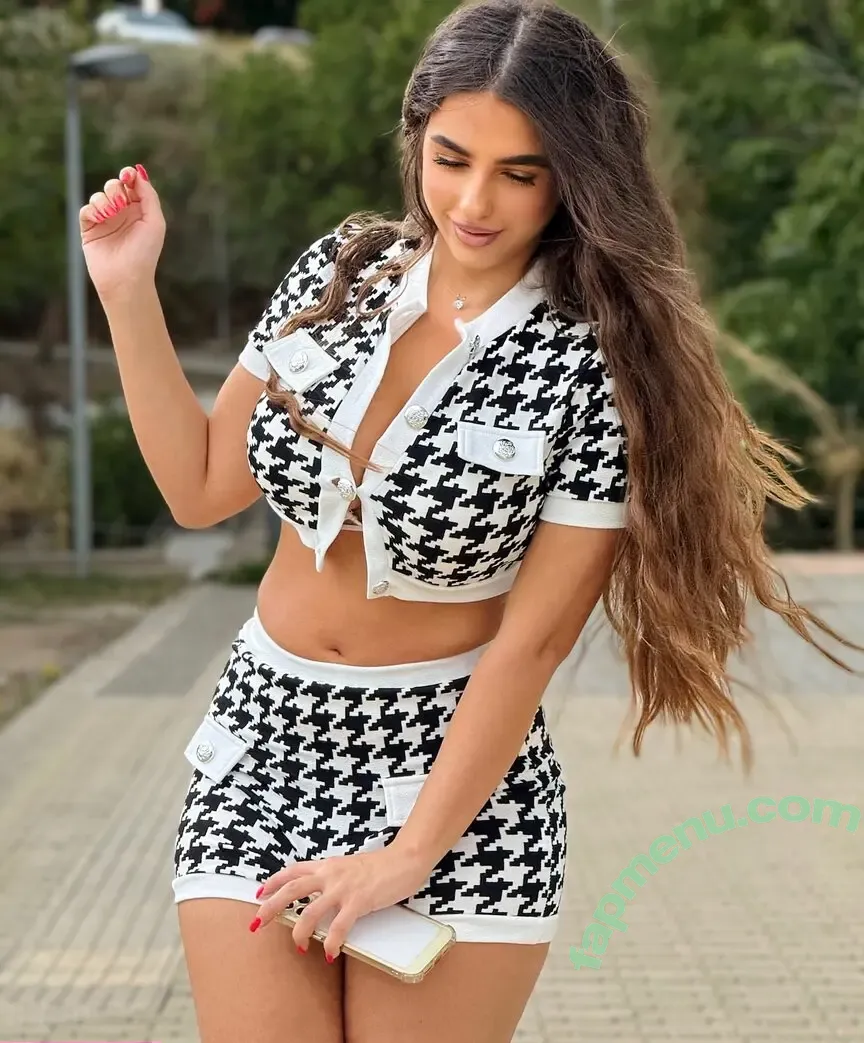 Eva Savagiou nude photo #0127 (evasavagiou / officialevasavagiou)