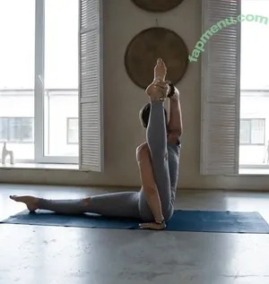 Eva.Shik / Eva Shik / Yoga_Eva_Shik nude photo #0075