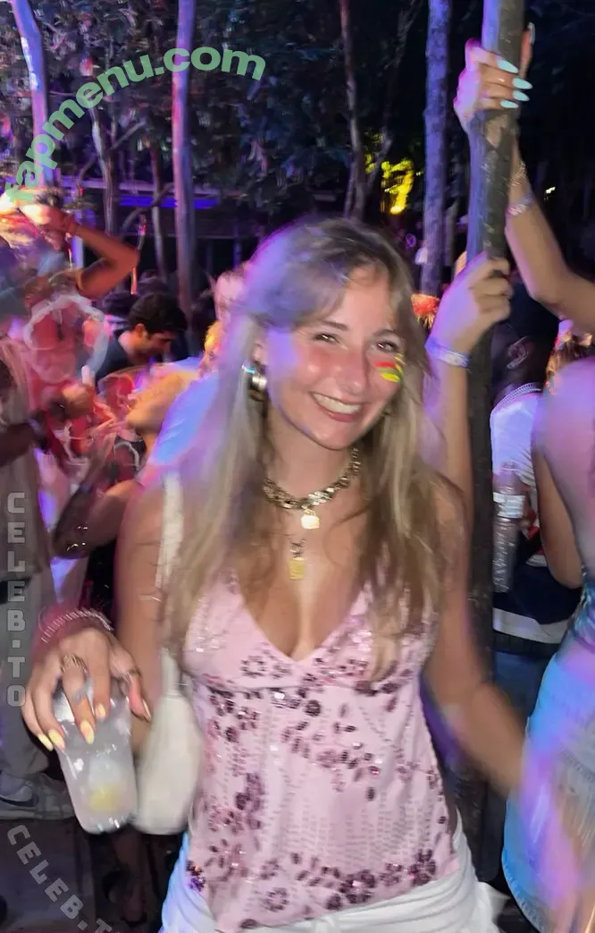 evaaklm nude photo #0158 (evaa.klm)