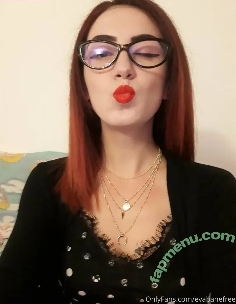 evabanefree nude photo #0006 (evafreeman_)