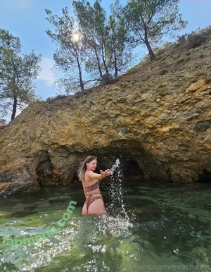 evachains / evachen212 nude photo #0051