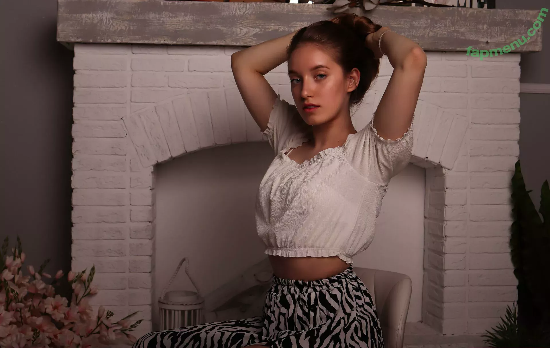 Evajuly nude photo #0001 (EvaMaddison / EvaRoux / EvaWave / eva.july)