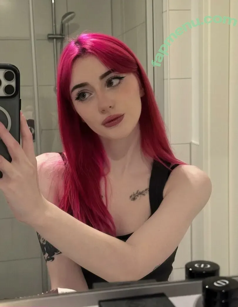 Evalunna nude photo #0037 (EvalunnaTV / evalunna.f)