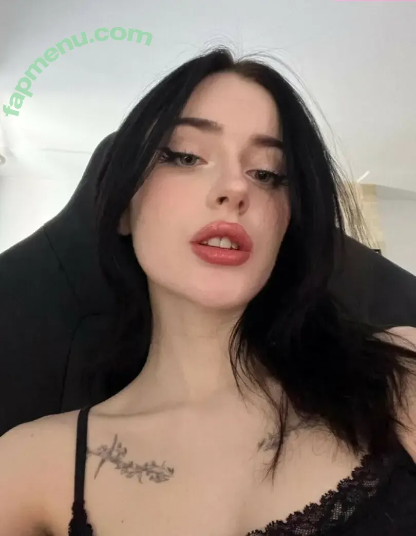 Evalunna nude photo #0051 (EvalunnaTV / evalunna.f)