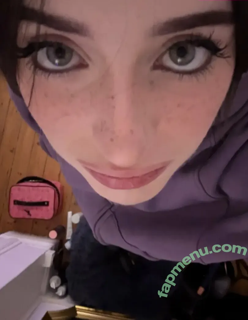 Evalunna nude photo #0054 (EvalunnaTV / evalunna.f)