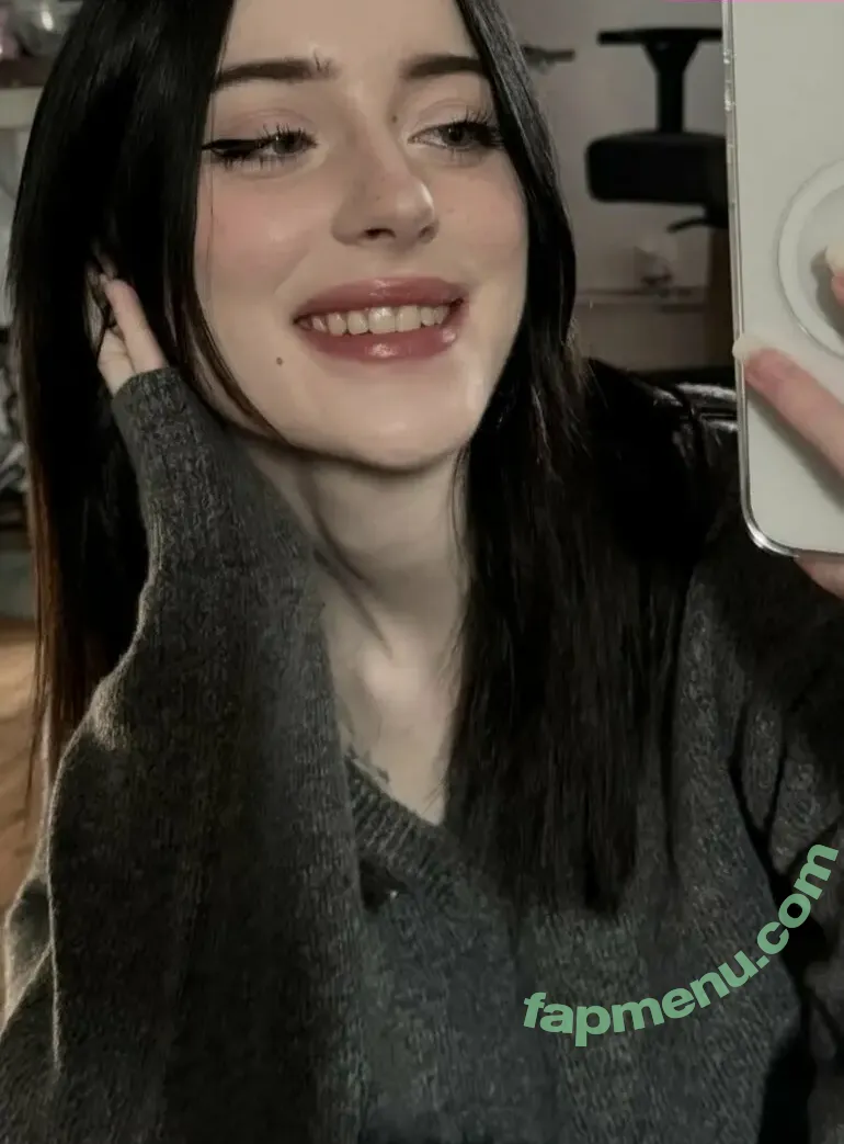 Evalunna nude photo #0058 (EvalunnaTV / evalunna.f)