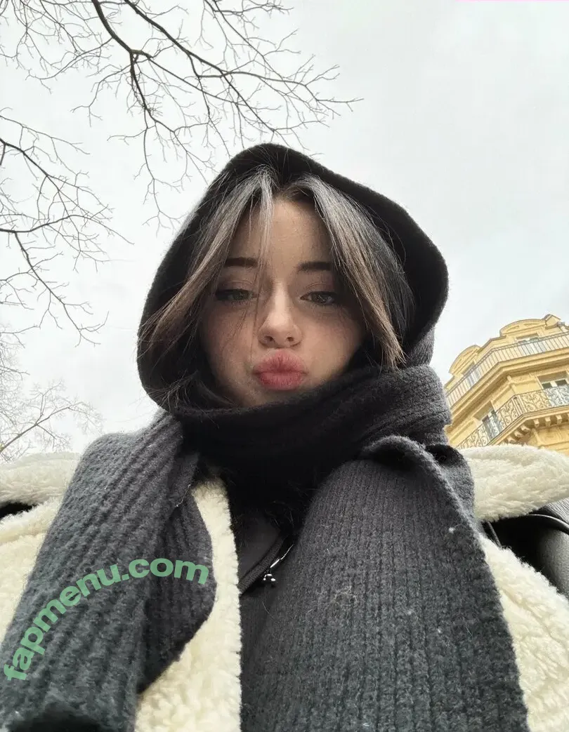 Evalunna nude photo #0065 (EvalunnaTV / evalunna.f)