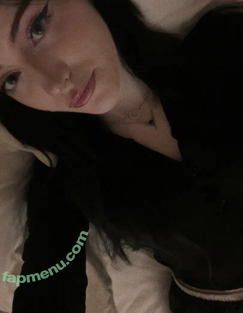 Evalunna nude photo #0070 (EvalunnaTV / evalunna.f)