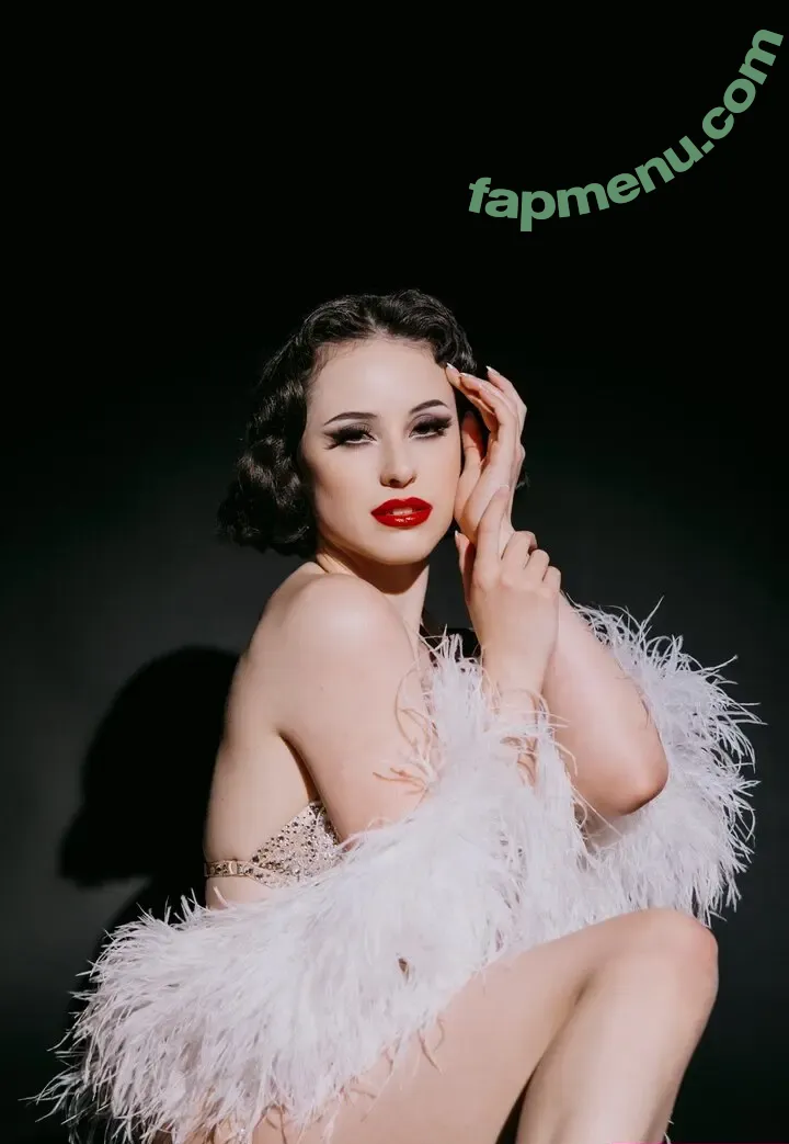 evana.de.lune nude photo #0034 (evanadelune)