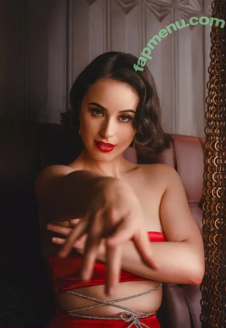 evana.de.lune nude photo #0040 (evanadelune)