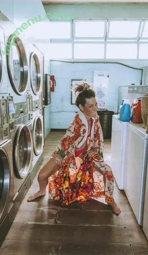 Evangeline Lilly / evangelinelillyofficial / lilyevangeline nude photo #0571