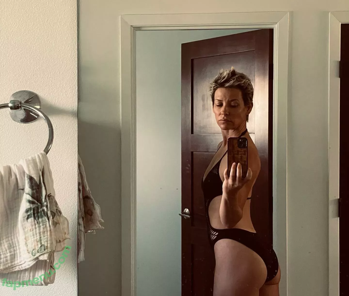 Evangeline Lilly nude photo #0036 (evangelinelillyofficial / lilyevangeline)