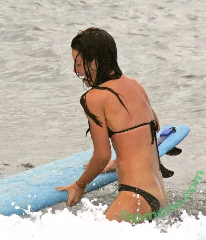 Evangeline Lilly nude photo #0081 (evangelinelillyofficial / lilyevangeline)