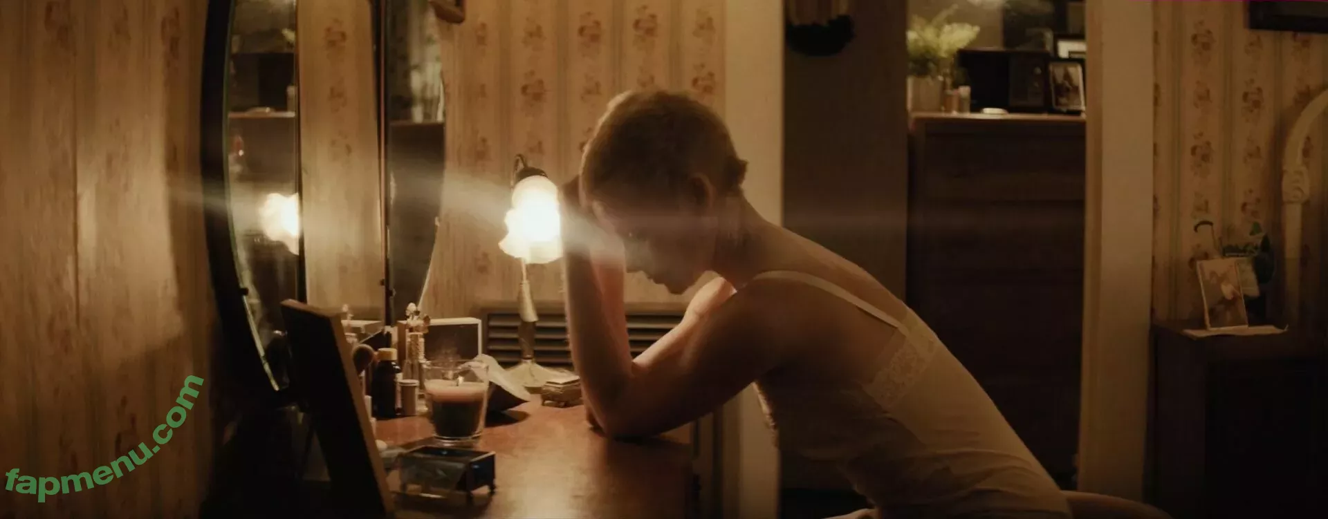 Evangeline Lilly nude photo #0105 (evangelinelillyofficial / lilyevangeline)