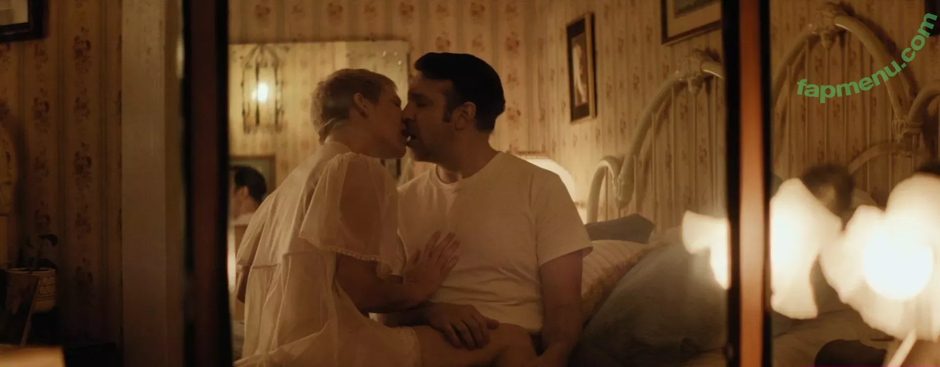 Evangeline Lilly nude photo #0109 (evangelinelillyofficial / lilyevangeline)