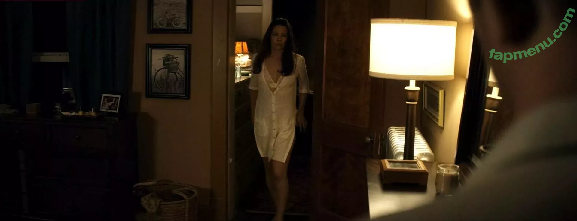 Evangeline Lilly nude photo #0113 (evangelinelillyofficial / lilyevangeline)