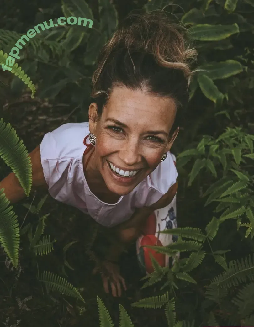Evangeline Lilly nude photo #0579 (evangelinelillyofficial / lilyevangeline)