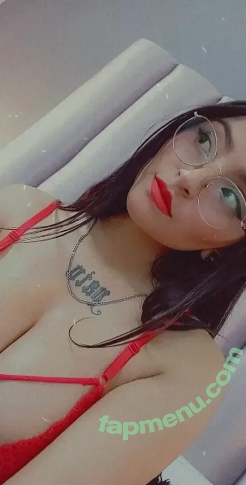 Evangelinebelle nude photo #0006 (evangellinebellee)