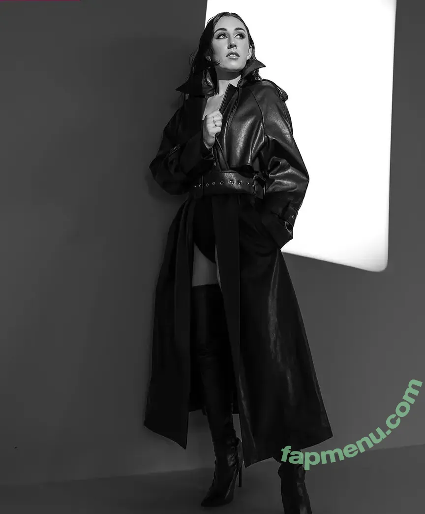 evangelinevictoriamusic nude photo #0012 (Evangeline)