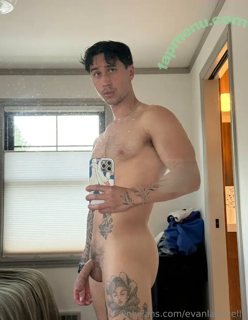 evanlamicella nude photo #0011 (evanlamicella)