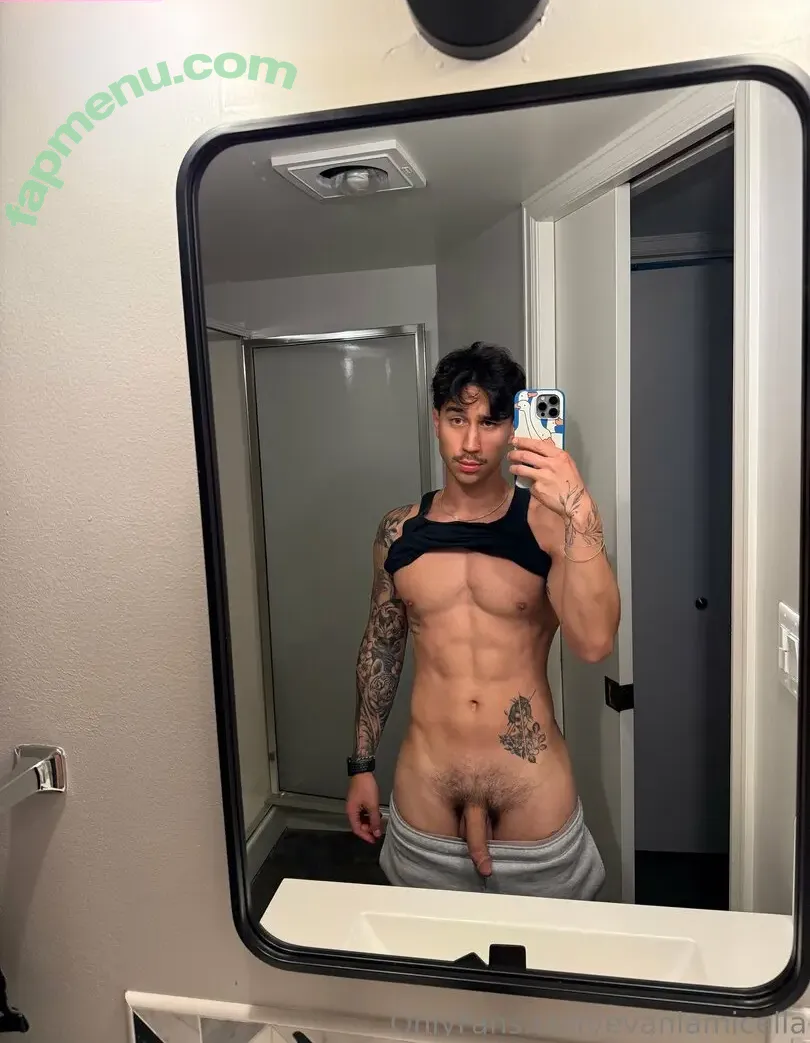 evanlamicella nude photo #0009 (evanlamicella)