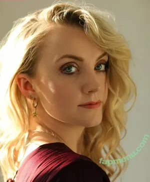 Evanna Lynch / evannalynch nude photo #0155