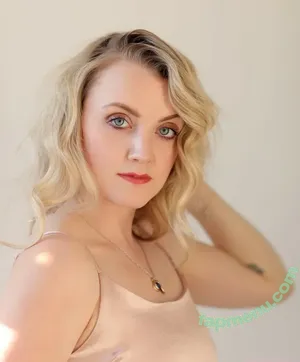 Evanna Lynch / evannalynch nude photo #0163