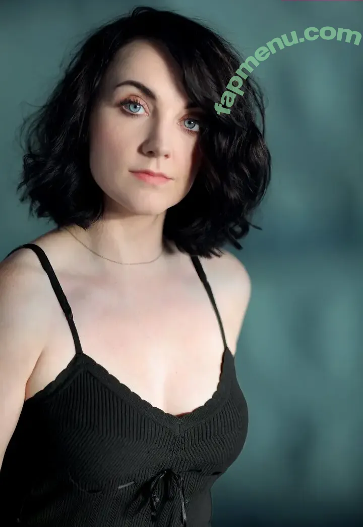 Evanna Lynch nude photo #0122 (evannalynch)