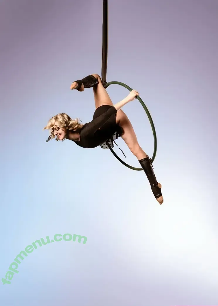 Evanna Lynch nude photo #0128 (evannalynch)