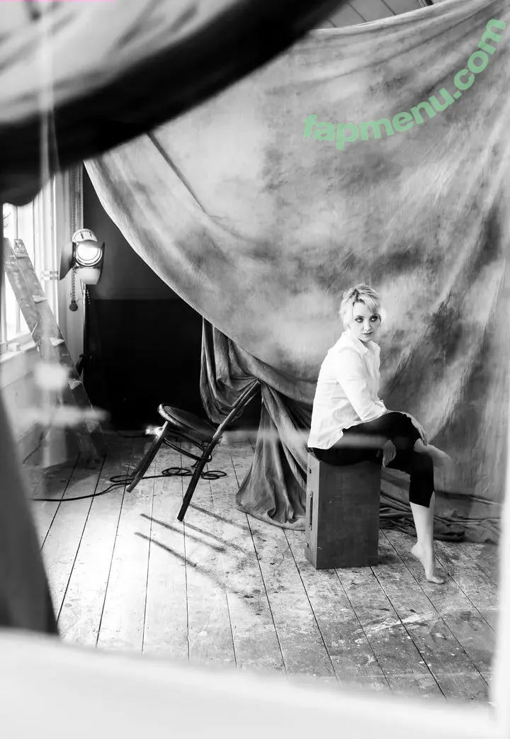 Evanna Lynch nude photo #0144 (evannalynch)