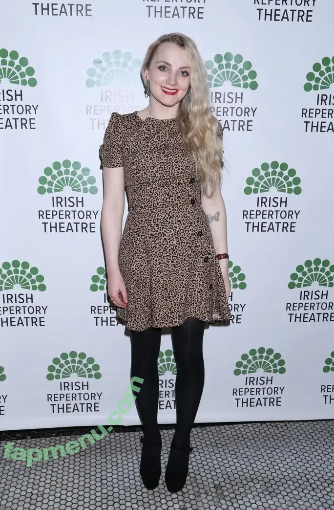 Evanna Lynch nude photo #0174 (evannalynch)