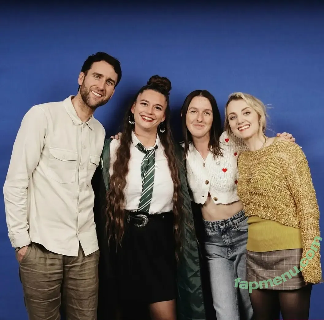 Evanna Lynch nude photo #0199 (evannalynch)